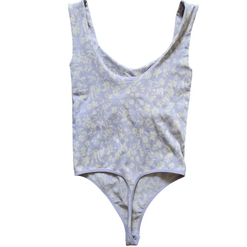 Free People Intimately Lavender Floral Ribbed Bodysuit Size XS/S Scoop Neck - Picture 4 of 5